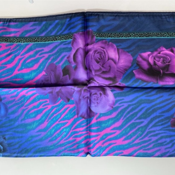 Roberto Cavalli Silk Animalier Scarf - Picture 8 of 9